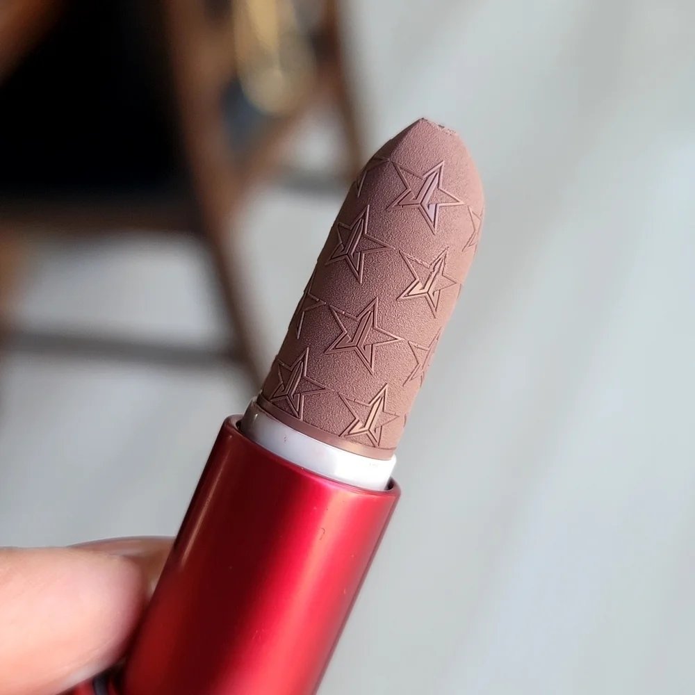NEW JEFFREE STAR Velvet Trap Lipstick in Mouse Trap